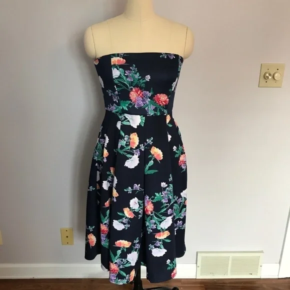 New York and Company Navy Floral Strapless Dress - Picture 2 of 7